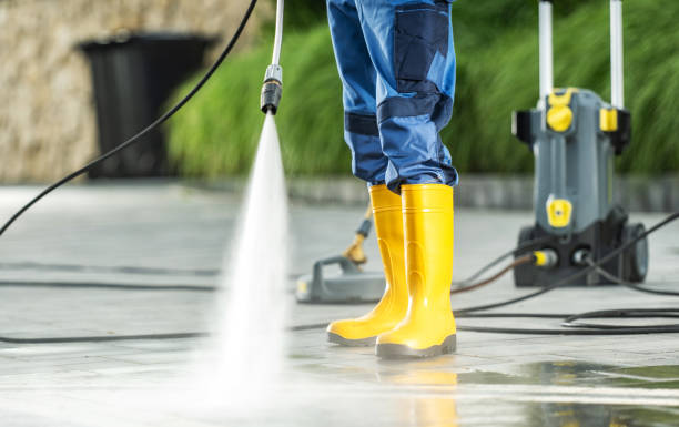 Why Choose Our Certified Pressure Washing Experts for Your Project Needs in Daleville, AL?